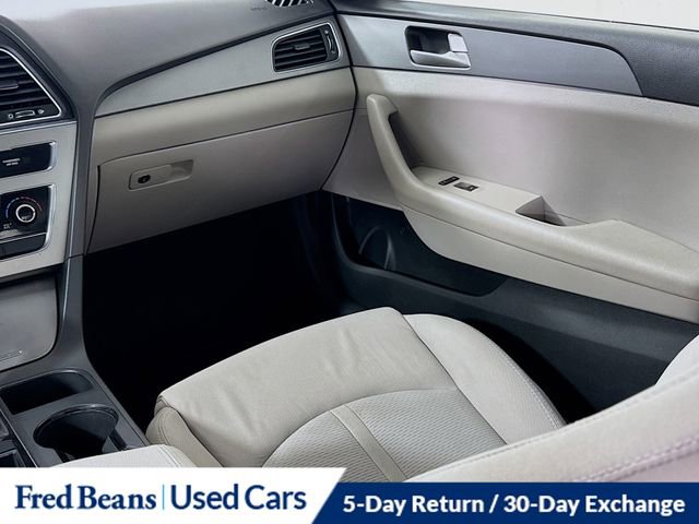 Used 2015 Hyundai Sonata SE FWD image 21