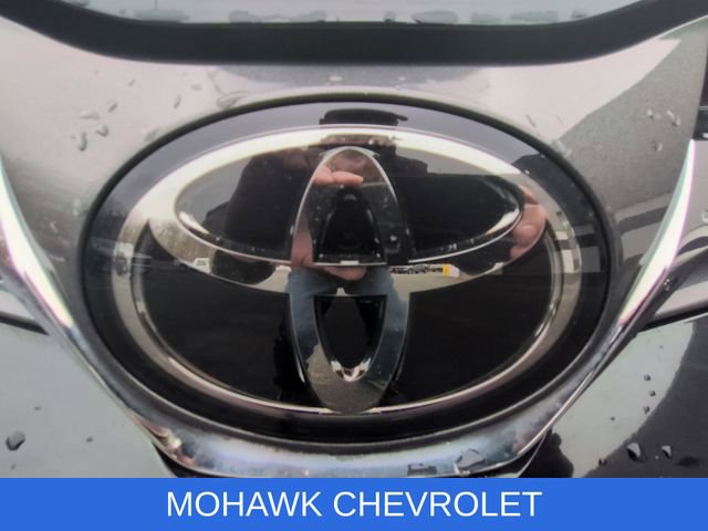 Used 2020 Toyota Sienna XLE image 30