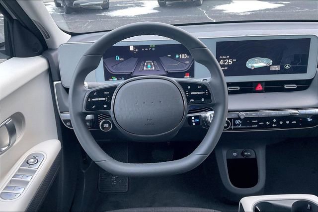 Certified 2024 Hyundai Ioniq 5 SE image 6