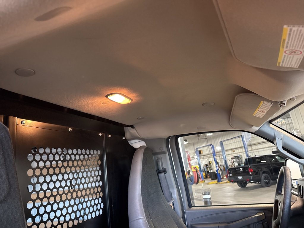 Used 2023 GMC Savana 2500 w/ Driver Convenience Package image 26