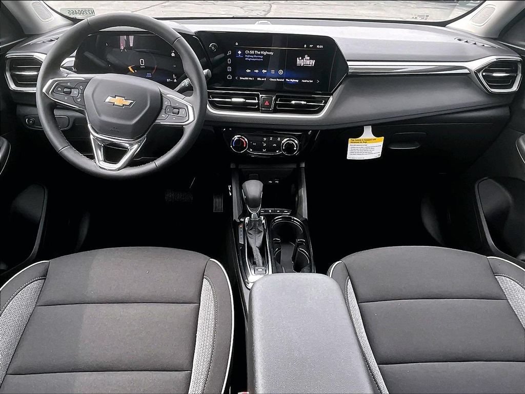 New 2026 Chevrolet TrailBlazer LT w/ LT Cold Weather Package AWD/4WD image 12