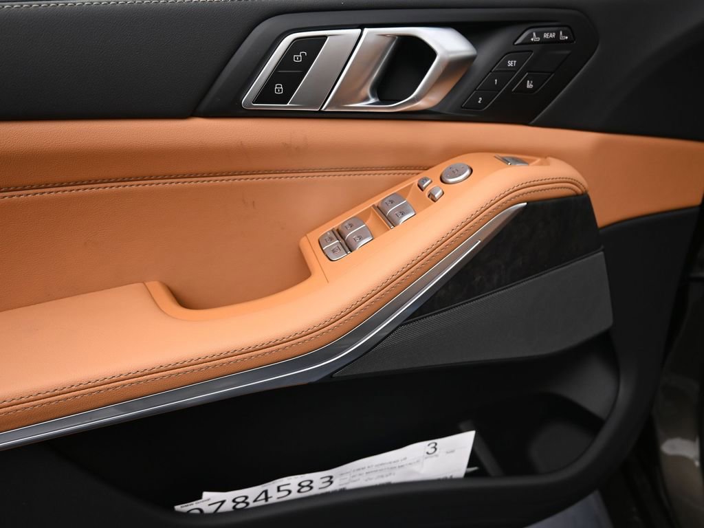New 2025 BMW X7 xDrive40i image 15