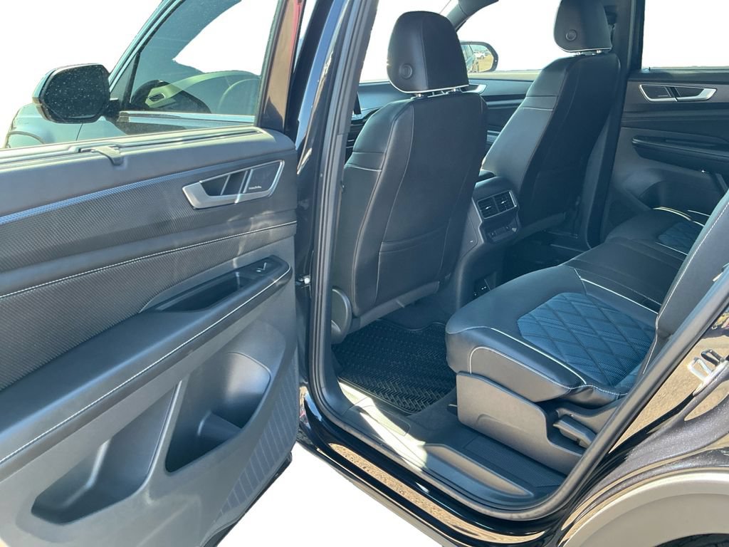 New 2026 Volkswagen Atlas Cross Sport SEL Premium R-Line AWD/4WD image 22