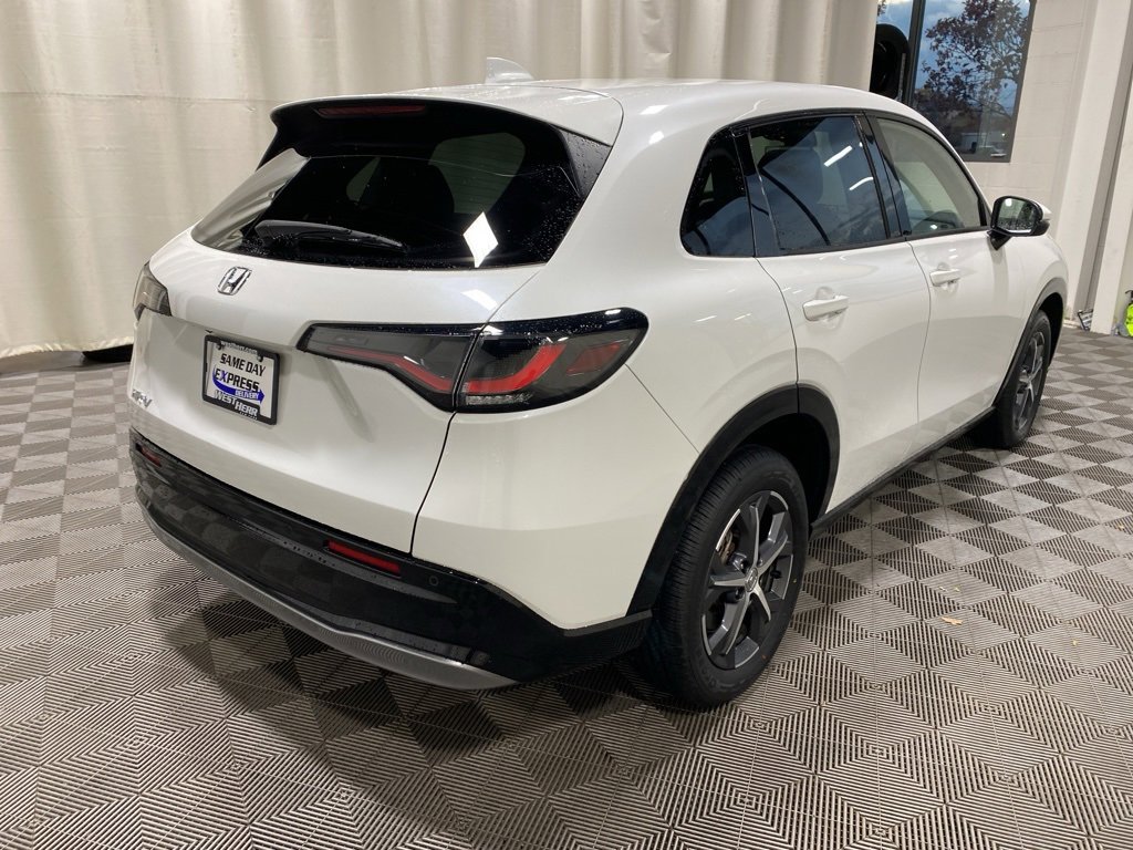 Used 2023 Honda HR-V EX-L image 7