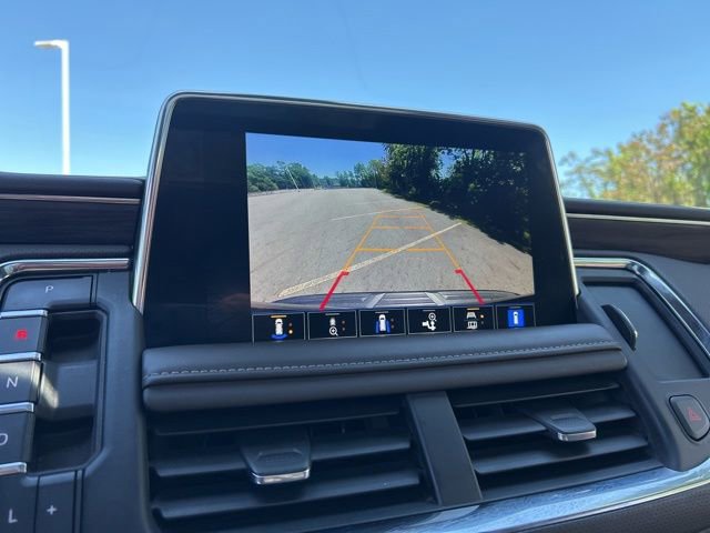 Used 2022 GMC Yukon SLT w/ SLT Luxury Package AWD/4WD image 44