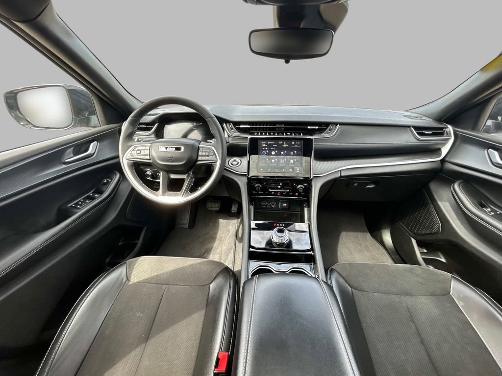 Certified 2023 Jeep Grand Cherokee L Laredo AWD/4WD image 19