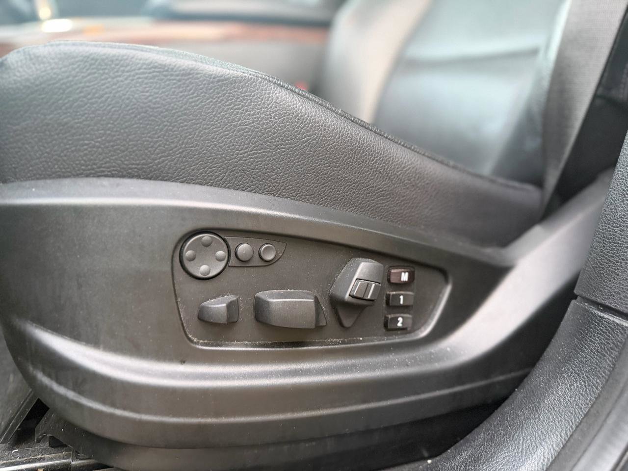 Used 2014 BMW X6 xDrive35i image 17