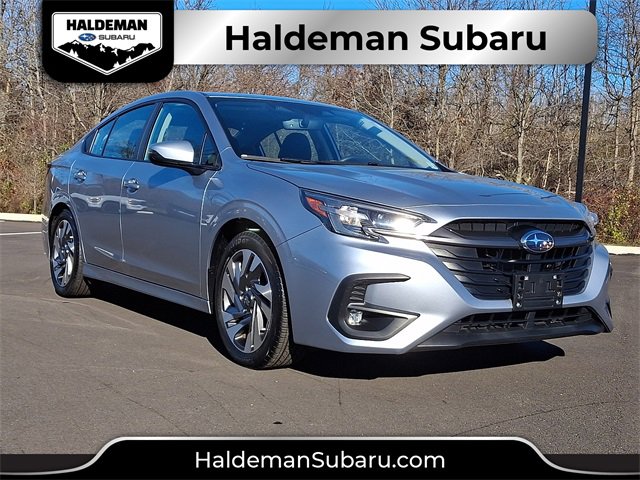 Used 2023 Subaru Legacy Limited image 1