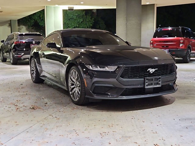 Used 2024 Ford Mustang Premium RWD image 3