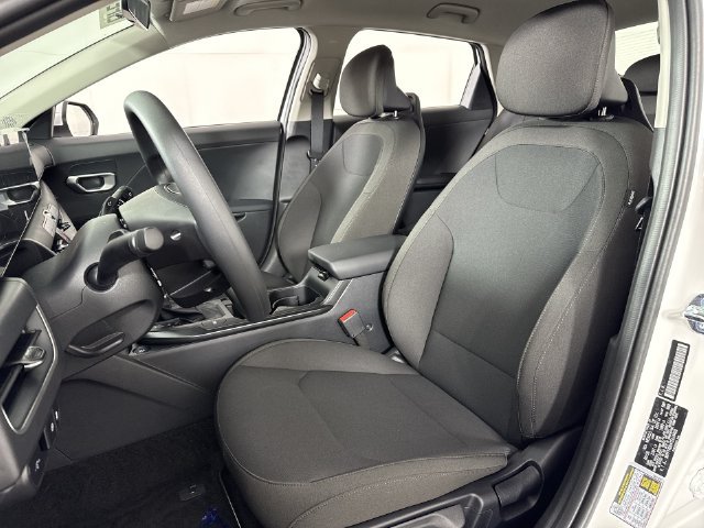 New 2026 Kia K4 FWD image 11