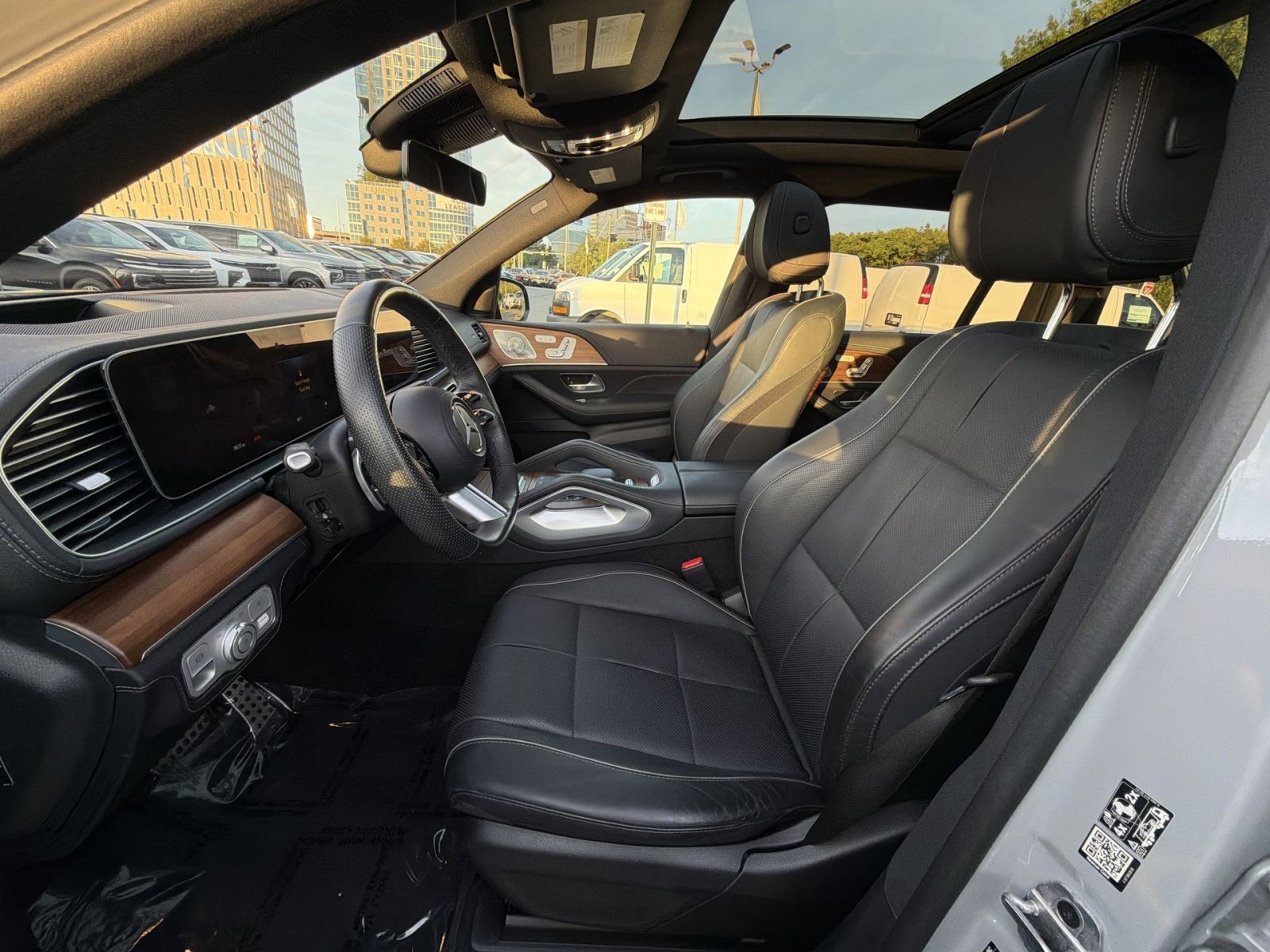 Used 2024 Mercedes-Benz GLS 580 4MATIC image 13