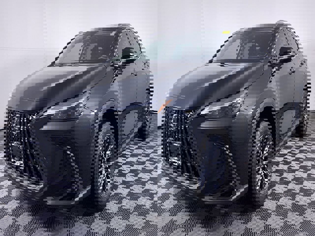 Used 2025 Lexus NX 350 AWD w/ Premium Package image 18