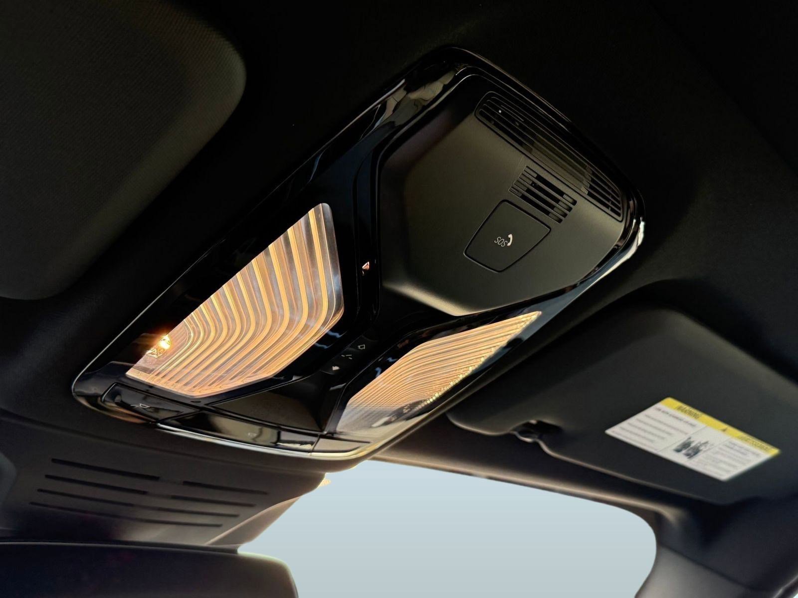 New 2026 BMW X5 sDrive40i w/ M Sport Package image 18