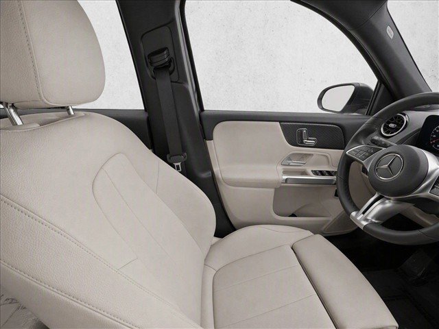 Used 2026 Mercedes-Benz GLB 250 image 21