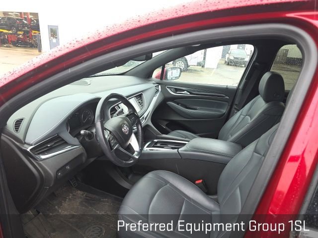 Used 2023 Buick Enclave Essence w/ Sport Touring Edition image 11