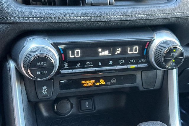 Used 2021 Toyota RAV4 XLE image 20