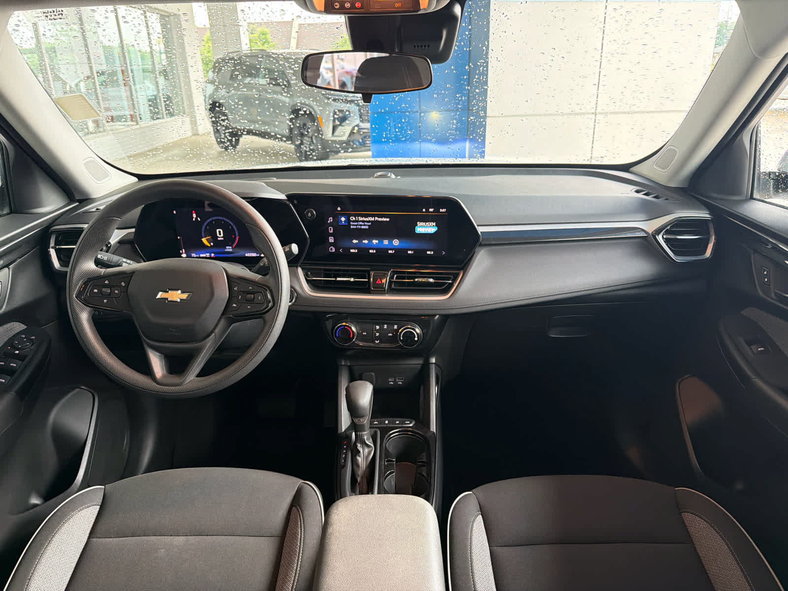 Used 2024 Chevrolet TrailBlazer LT AWD/4WD image 26