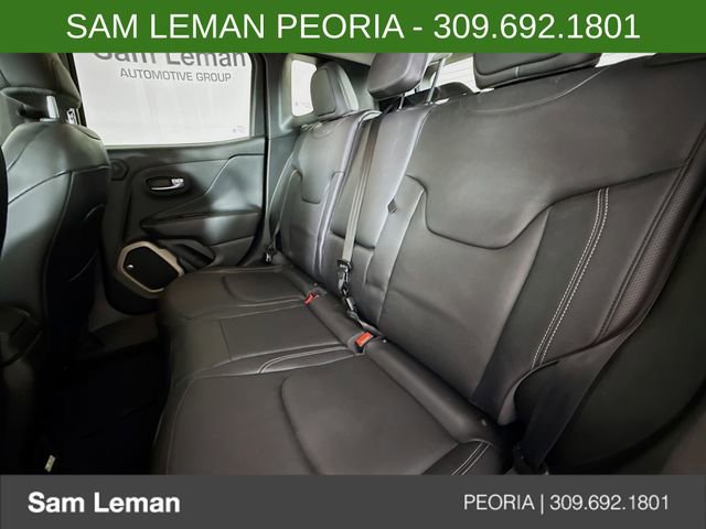 Used 2016 Jeep Renegade Limited image 24
