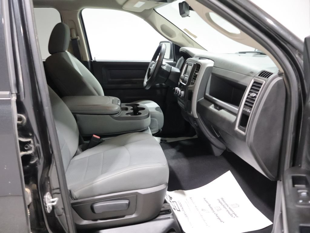 Used 2016 RAM 1500 Express w/ Black Ram 1500 Express Group AWD/4WD image 22