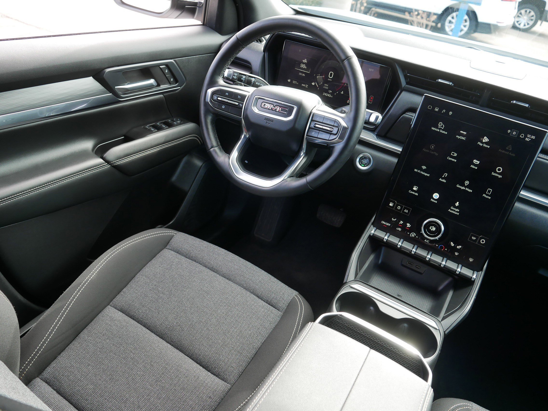 Used 2025 GMC Terrain Elevation AWD/4WD image 9