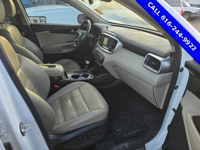 Used 2019 Kia Sorento EX w/ EX Touring Package image 18