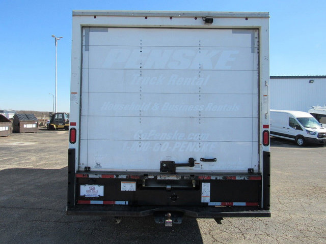 Used 2022 Ford E-350 and Econoline 350 Super Duty image 4