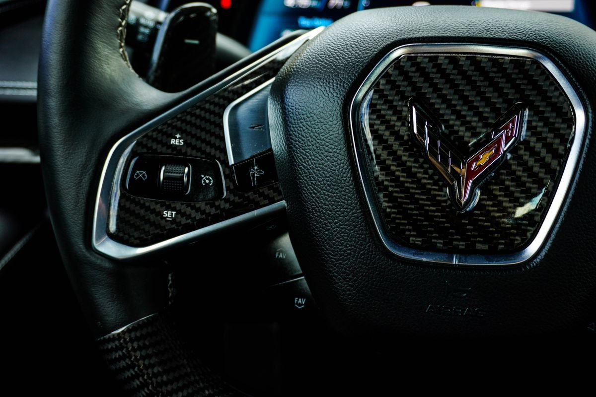 Used 2024 Chevrolet Corvette Stingray Preferred Cpe w/ Battery Protection Package RWD image 27
