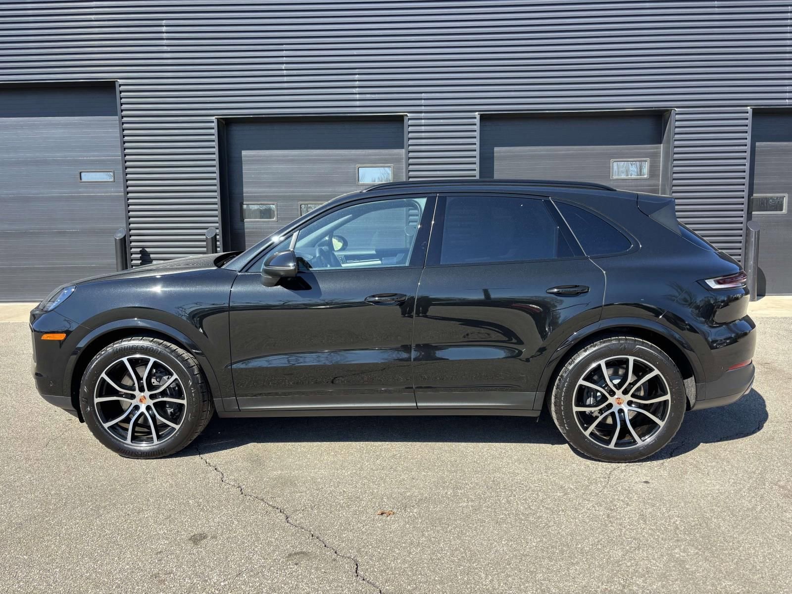 New 2026 Porsche Cayenne image 2