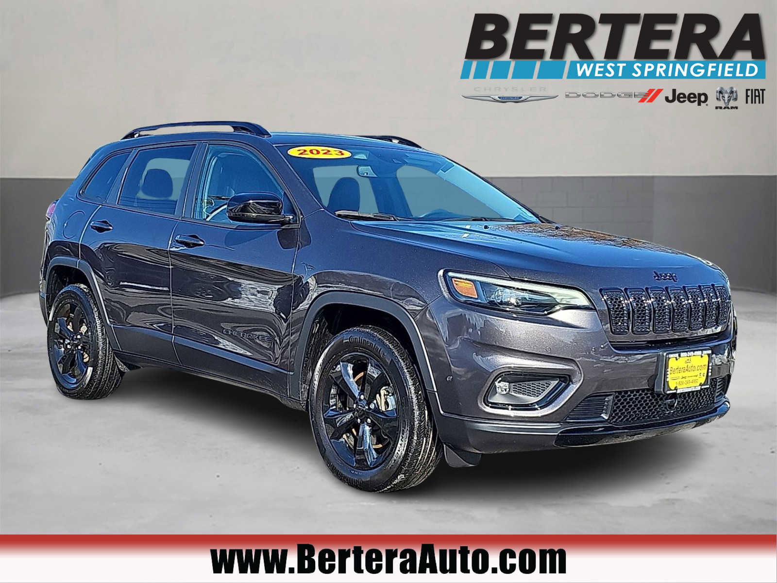 Used 2023 Jeep Cherokee Altitude Lux