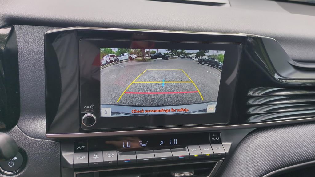 Certified 2025 Toyota Camry SE image 17