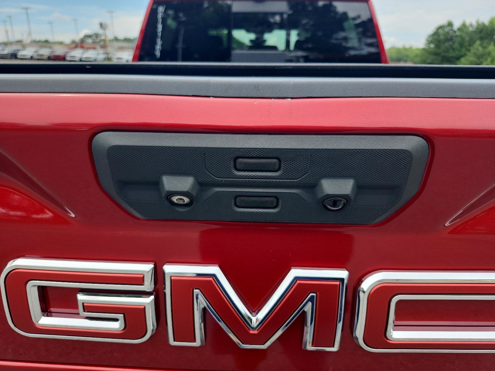 Certified 2022 GMC Sierra 2500 Denali w/ Denali Ultimate Package AWD/4WD image 13