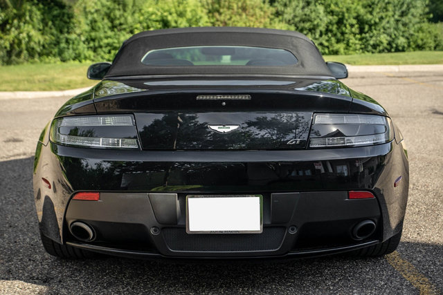 Used 2015 Aston Martin V8 Vantage GT RWD image 20