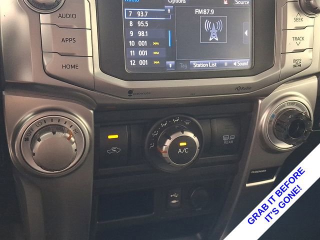 Used 2014 Toyota 4Runner SR5 AWD/4WD image 18