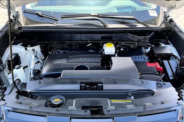 Certified 2023 Nissan Pathfinder Platinum w/ Cargo Package FWD image 31