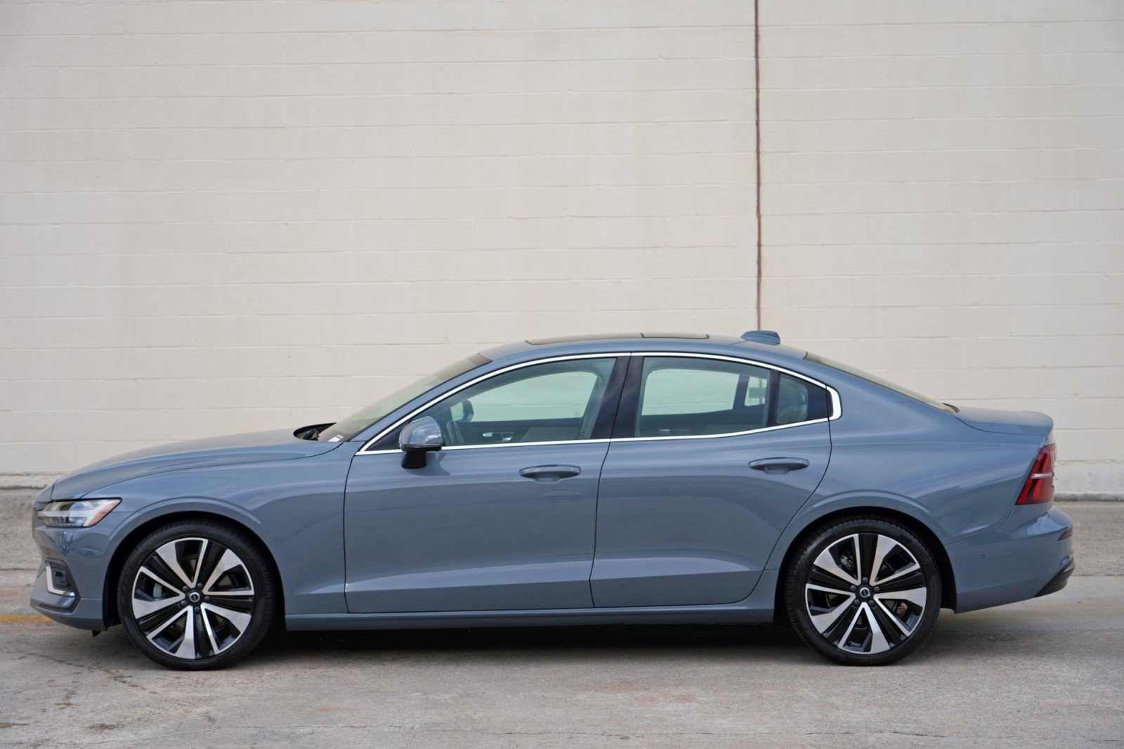Used 2023 Volvo S60 B5 Ultimate w/ Climate Package FWD image 49
