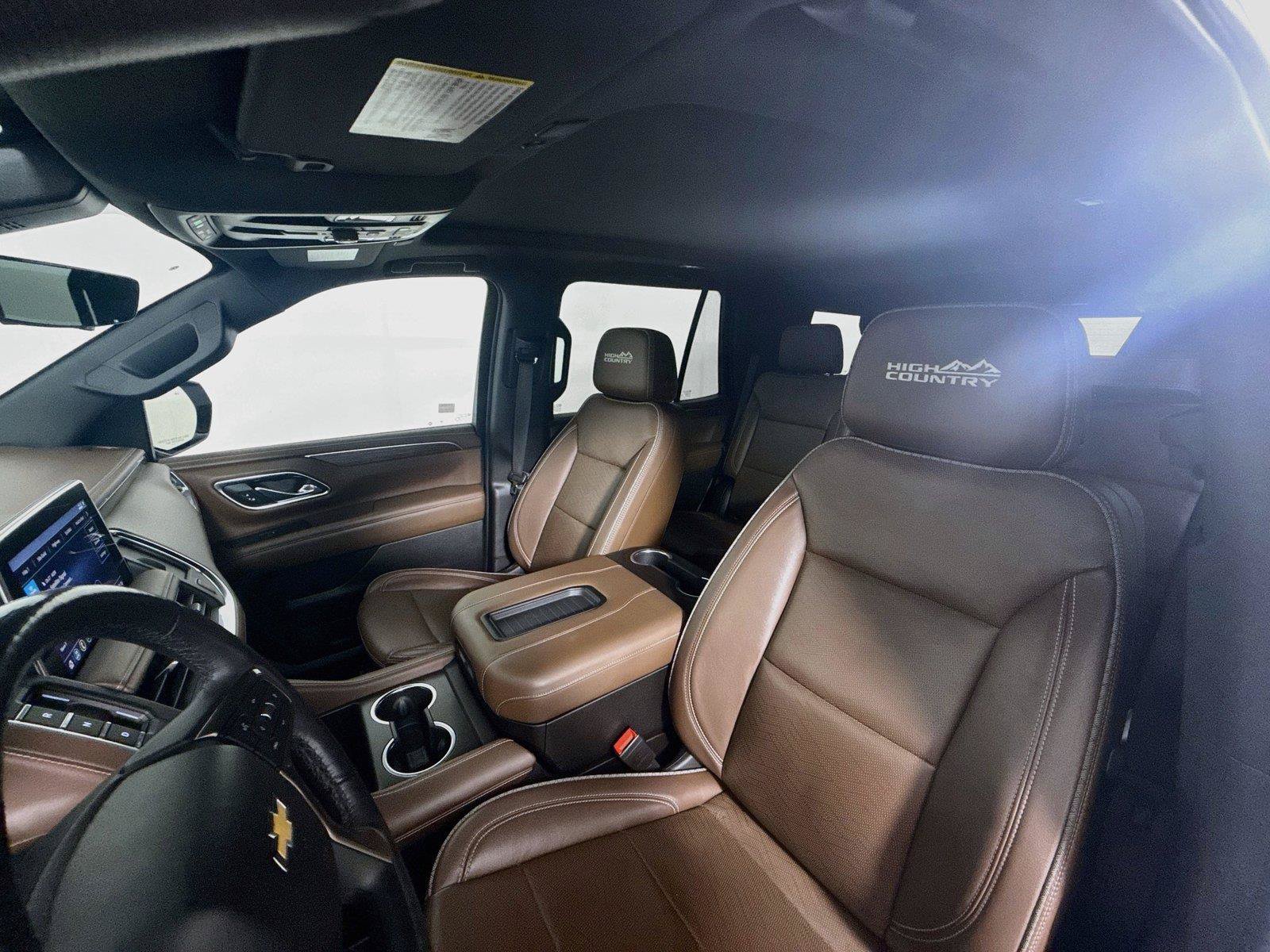 Used 2021 Chevrolet Tahoe High Country w/ Premium Package AWD/4WD image 10