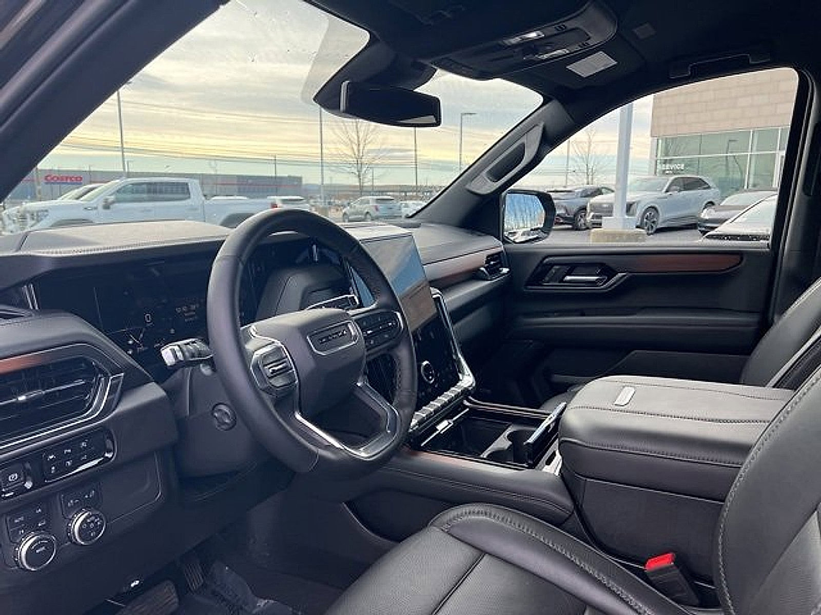 Certified 2025 GMC Yukon Denali image 21