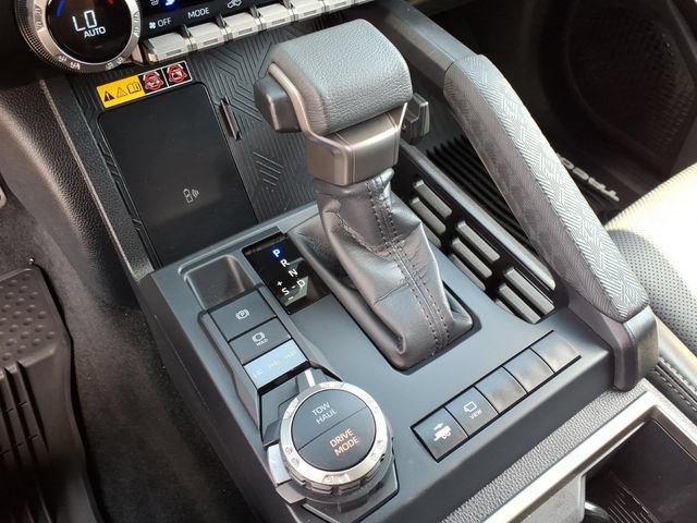 Certified 2026 Toyota Tacoma Limited AWD/4WD image 16