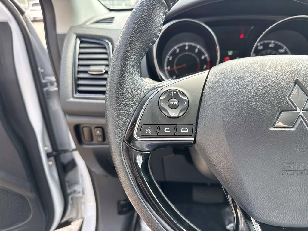 Used 2024 Mitsubishi Outlander Sport AWD image 23