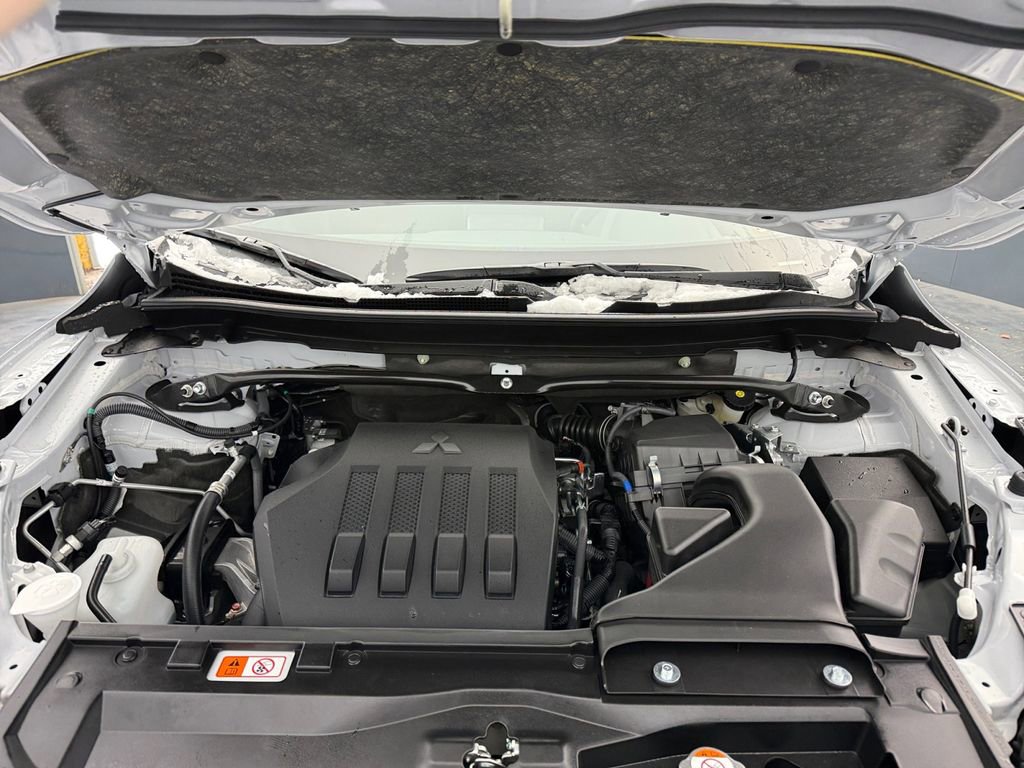 New 2026 Mitsubishi Eclipse Cross LE image 25