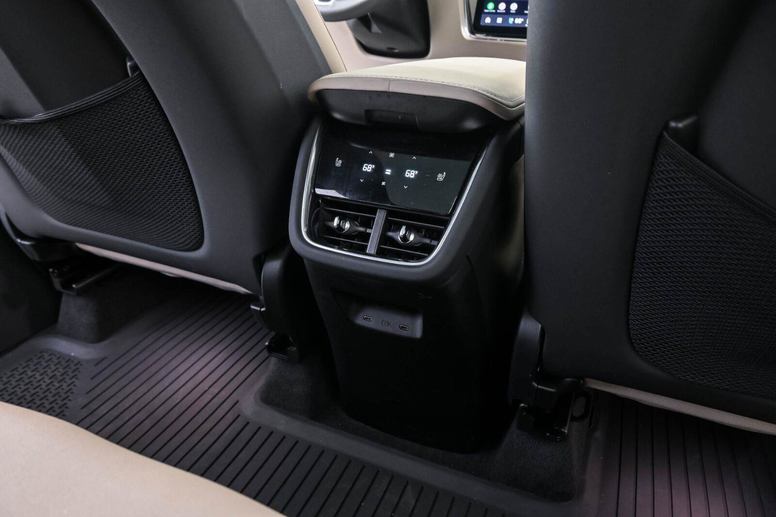 Used 2025 Volvo EX90 Ultra AWD/4WD image 19