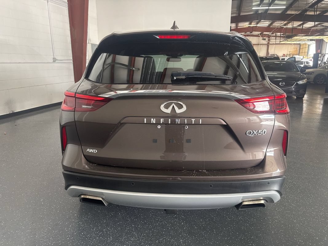 Used 2019 INFINITI QX50 Essential AWD/4WD image 5