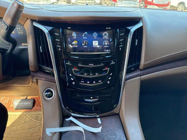 Used 2015 Cadillac Escalade Platinum image 8