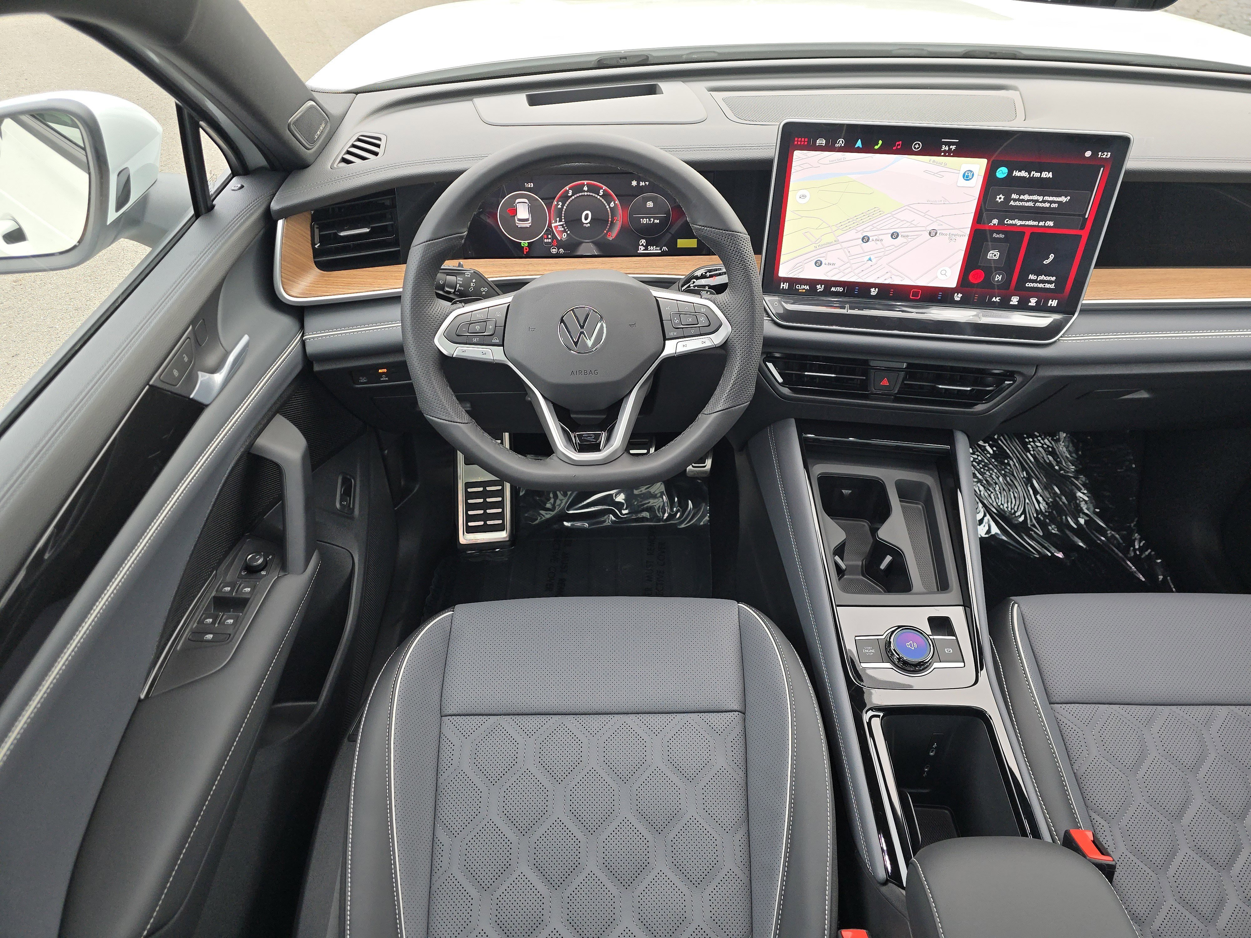 New 2026 Volkswagen Tiguan SEL R-Line image 21