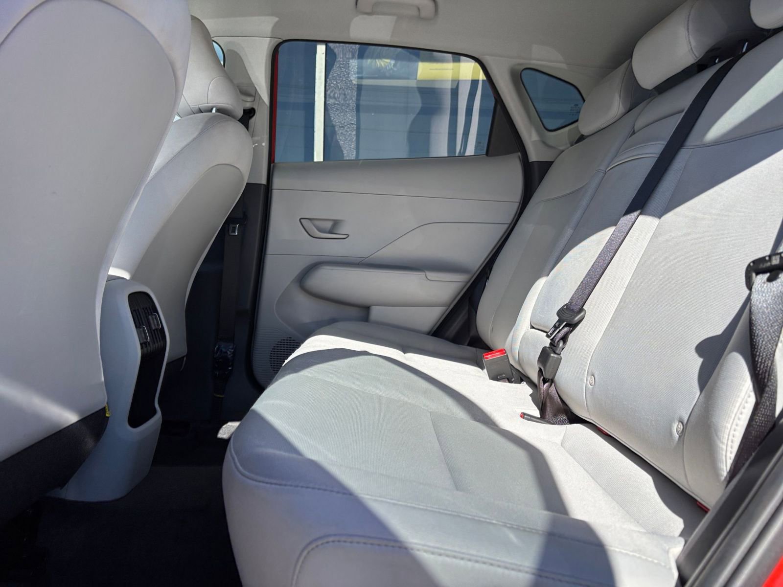 Used 2025 Hyundai Kona SEL image 28