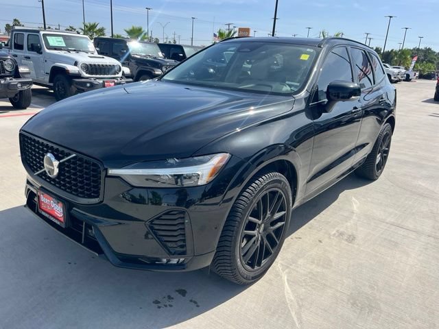 Used 2024 Volvo XC60 B5 Plus w/ Protection Package Premier AWD/4WD image 3