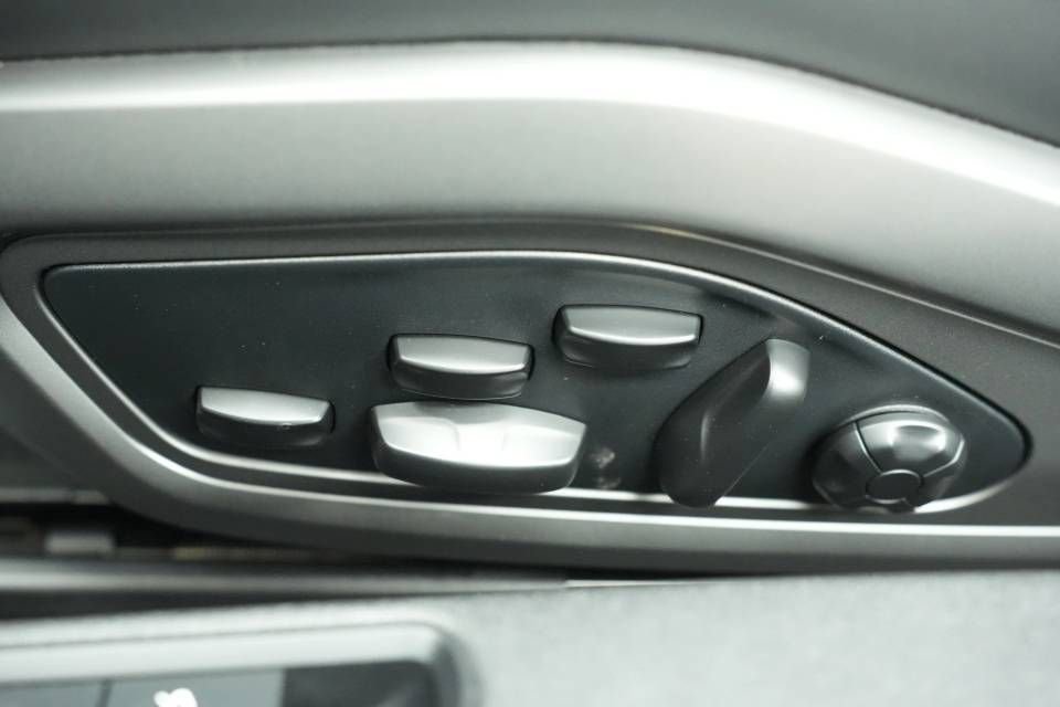 Certified 2021 Porsche 911 Turbo S AWD/4WD image 33