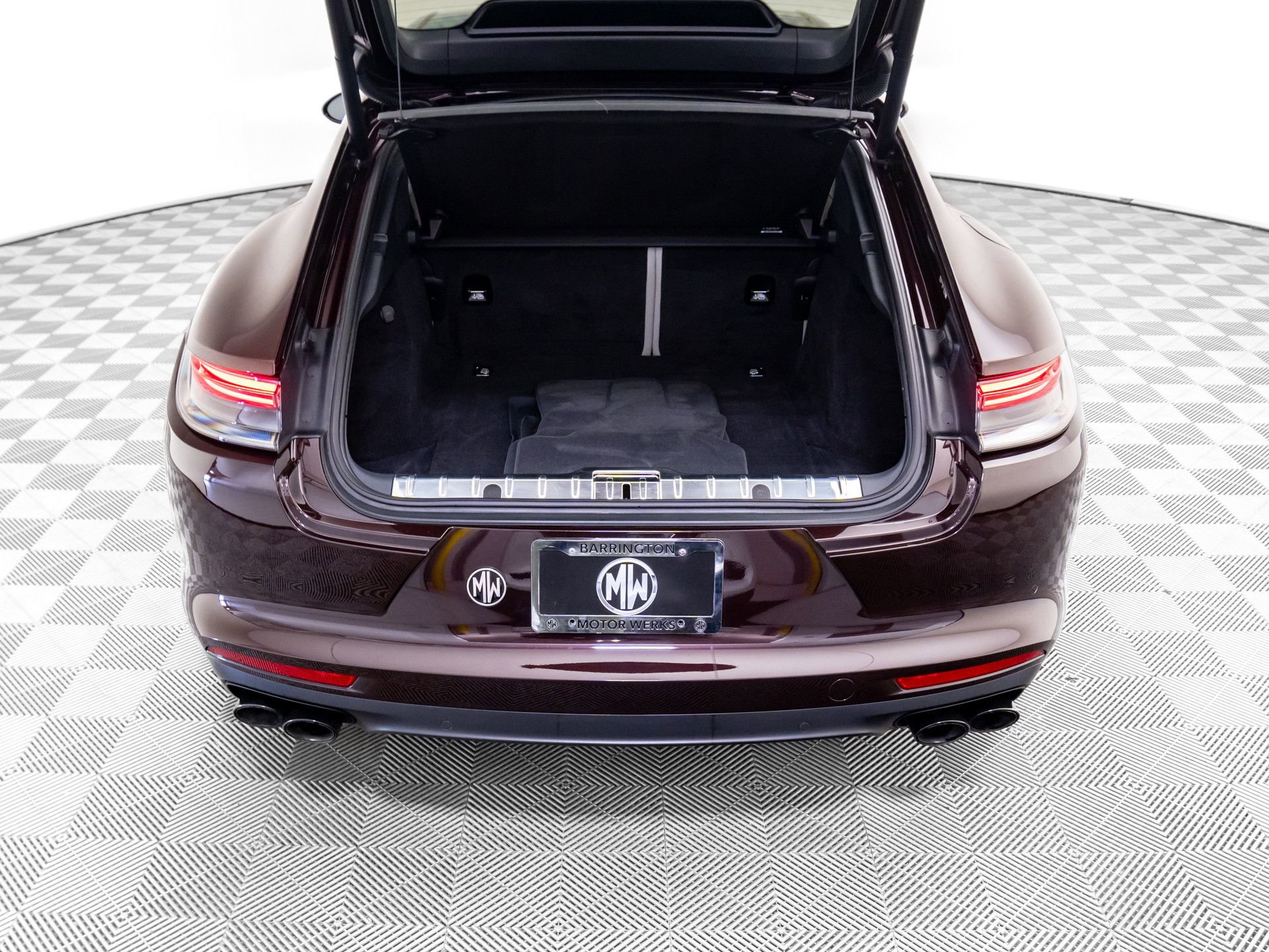 Certified 2023 Porsche Panamera GTS image 36