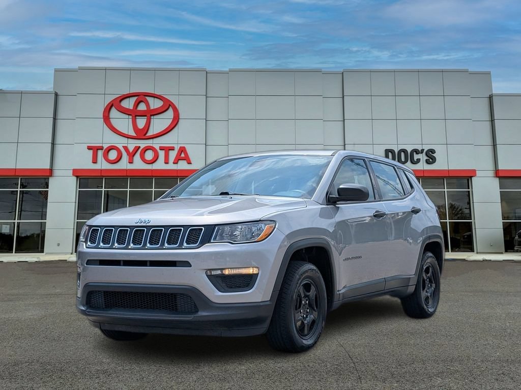 Used 2018 Jeep Compass Sport FWD video 1