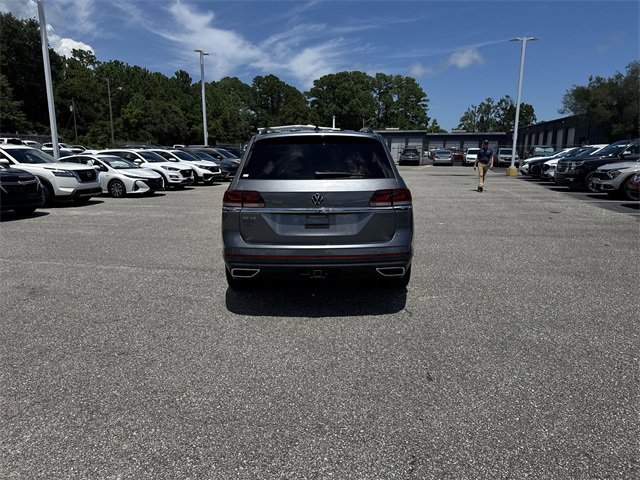 Used 2021 Volkswagen Atlas SE w/ Towing Package image 6